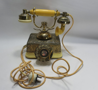 1950-60 LARDAN NADİR ANTİKA TELEFON