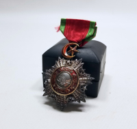 ORJİNAL ASKISI İLE 5. DERECE MECİDİ NİŞANI