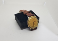 ALTIN KAPLAMA ANTİKA KURMALI NACAR KOL SAATİ