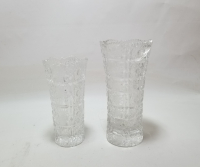 KRİSTAL KESME İŞÇİLİKLİ İKİ ADET ANTİKA CAM VAZO