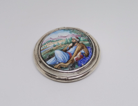 ÜZERİ EL BOYAMA İŞÇİLİKLİ ANTİKA GÜMÜŞ PUDRALIK