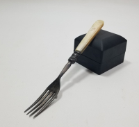 SEDEF SAPLI ANTİKA ÇATAL