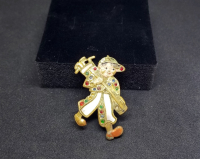 SEDEF İŞÇİLİKLİ GOLF OYNAYAN ÇOCUK GÖRSELLİ ANTİKA BROŞ