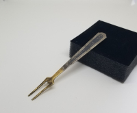 ORAK ÇEKİÇ DAMGALI ANTİKA MİNELİ RUS GÜMÜŞ PEYNİR ÇATALI