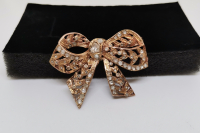 ÖZEL YAPIM FİYONK FORMLU ANTİKA ELMAS BROŞ