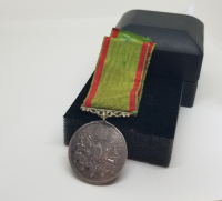 ORİJİNAL ASKI VE KURDELASIYLA GÜMÜŞ İFTİHAR - SANAYİ MADALYASI