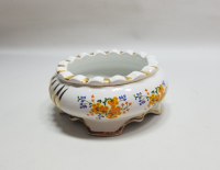 ÜZERİ ALTIN VARAKLI YERLİ YAPIM ANTİKA SERAMİK ŞEKERLİK