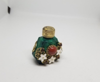 KABARTMA İŞÇİLİKLİ ANTİKA PARFÜM ŞİŞESİ