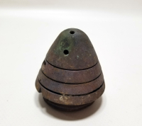 ÜZERİ OSMANLICA YAZILI 1. DÜNYA SAVAŞI DÖNEMİ TOP MERMİSİ BAŞLIĞI