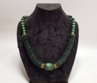 AHŞAPTAN MAMUL EL YAPIMI GERDANLIK