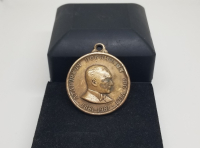 ATATÜRK 'ÜN DOĞUMUNUN 100. YILI VE URFA TÜNEL İNŞAATI AÇILIŞI ANISINA YAPILMIŞ MADALYON