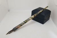 ÜZERİ EBRULU OSMANLI DÖNEMİ HATTAT DİVİTİ