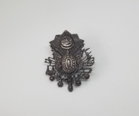 KABARTMA İŞÇİLİKLİ OSMANLI DEVLET ARMASI FORMUNDA YAKA ROZETİ