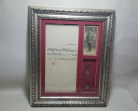 ENVER PAŞA MÜHÜRLÜ 1. DÜNYA SAVAŞI DÖNEMİ BİR SUBAYIMIZA AİT TERFİ BERATI - FOTOĞRAF VE MADALYA SETİ