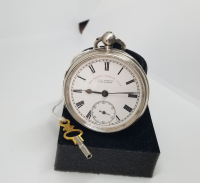 NADİR FORMDA GÜMÜŞ KASA İNGİLİZ YAPIMI KURMALI CEP SAATİ