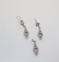 ÖZEL YAPIM PIRLANTA TAŞLI KOLYE KÜPE TAKIMI