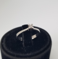 PIRLANTA TAŞLI TEKTAŞ YÜZÜK