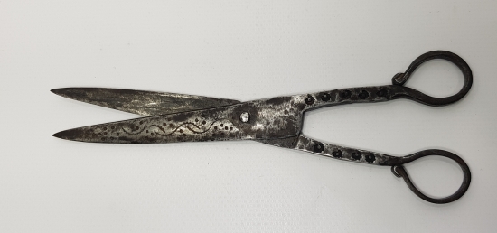 OSMANLI DÖNEMİ ÜZERİ İŞLEMELİ EL DÖVME DEMİR MAKAS