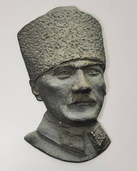 ATATÜRK RÖLYEFİ 