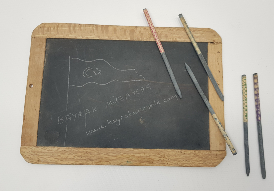 EĞİTİM TARİHİ: OSMANLI DÖNEMİ KARA TAHTA VE BEŞ ADET KALEMİ 