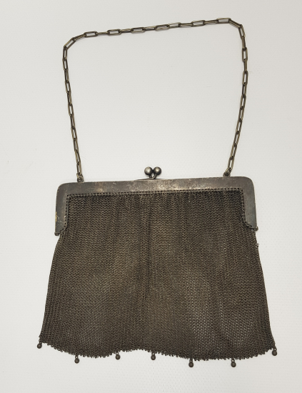 1900'LERDEN GÜMÜŞ KAPLAMA GECE ÇANTASI