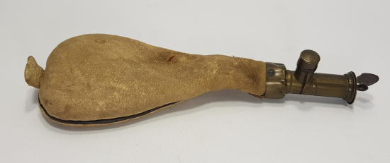 OSMANLI DÖNEMİ DERİDEN MAMUL AVCI BARUTLUĞU 