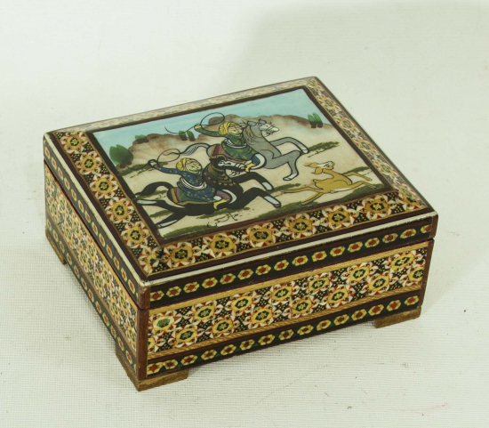 İRAN İSFAHAN İŞİ EL BOYAMA İMZALI AHŞAP KUTU