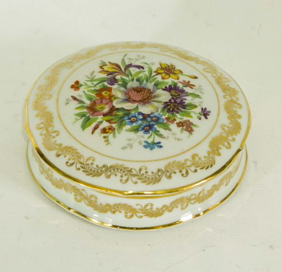 LİMOGES DAMGALI EL BOYAMA PORSELEN KUTU