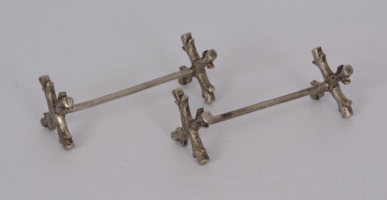 İKİ ADET TEŞHİR STANDI 