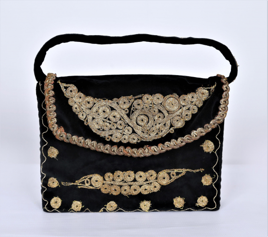 ALTIN SIRMA İŞÇİLİKLİ KADİFE KUR'AN-I KERİM ÇANTASI 