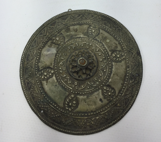 OSMANLI DÖNEMİ KABARTMA İŞÇİLİKLİ GÜMÜŞ TEPELİK