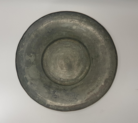 OSMANLICA YAZILI VE TARİHLİ BAKIR TABAK 