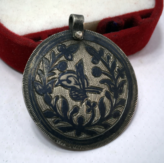 OSMANLI DÖNEMİ ÜZERİ TUĞRALI SAVATLI KOLYE UCU