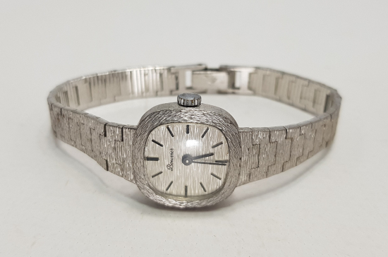 BOUVIER MARKA GÜMÜŞ KOL SAATİ 