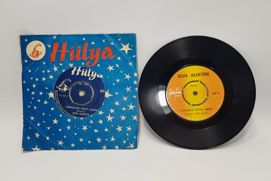 BEDİA AKARTÜRK İKİ ADET 45'LİK PLAK 