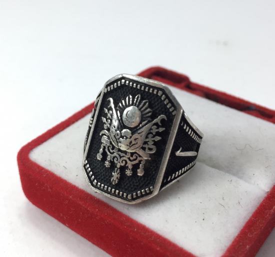 ÜZERİNDE OSMANLI DEVLET ARMASI BULUNAN GÜMÜŞ YÜZÜK