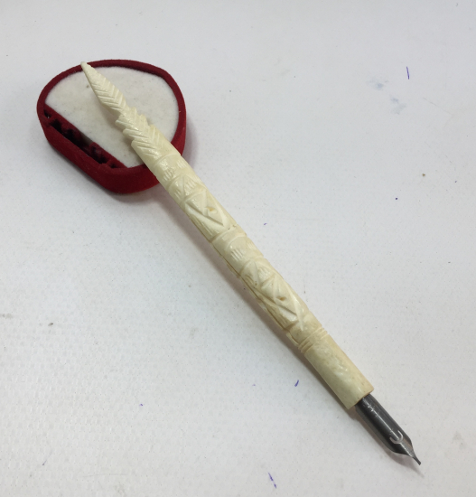 ÜZERİ İŞLEMELİ KEMİKTEN MAMUL OSMANLI DÖNEMİ DİVİT 