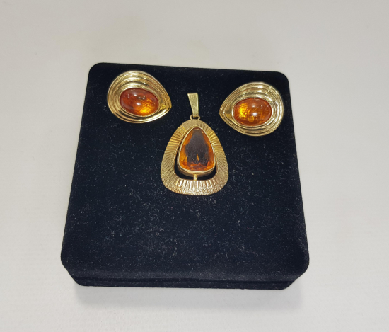 DAMLA KEHRİBAR KÜPE VE KOLYE TAKIMI 