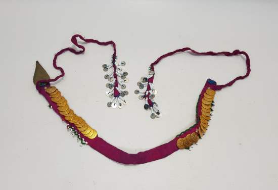 YÖRÜK KADIN ALINLIĞI 