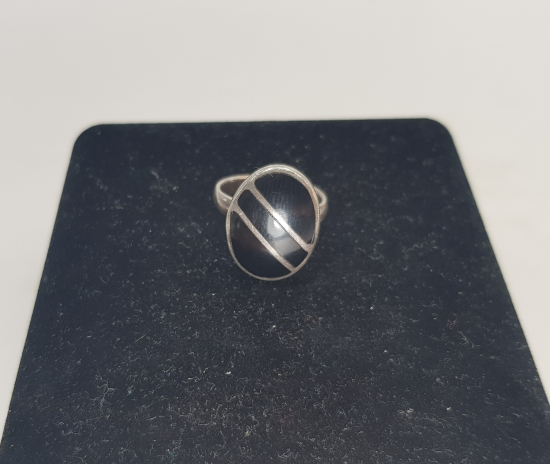 OLTU TAŞLI GÜMÜŞ YÜZÜK 