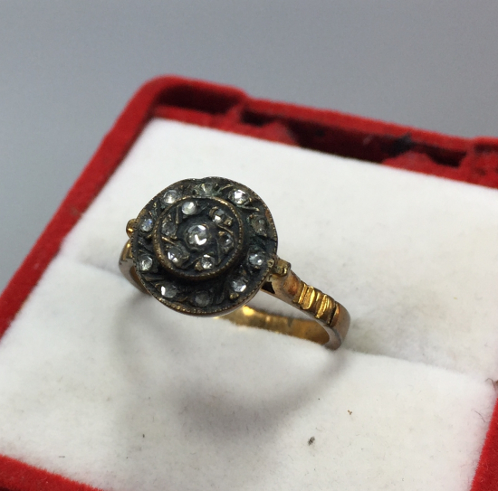 ELMAS TAŞLI ANTİKA BAYAN YÜZÜĞÜ