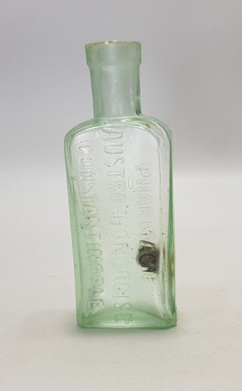 CONSTANTINOPLE YAZILI CAM İLAÇ ŞİŞESİ 