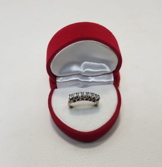 YEDİTAŞ PIRLANTA YÜZÜK 