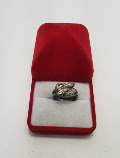 YILAN FORMLU GÜMÜŞ YÜZÜK