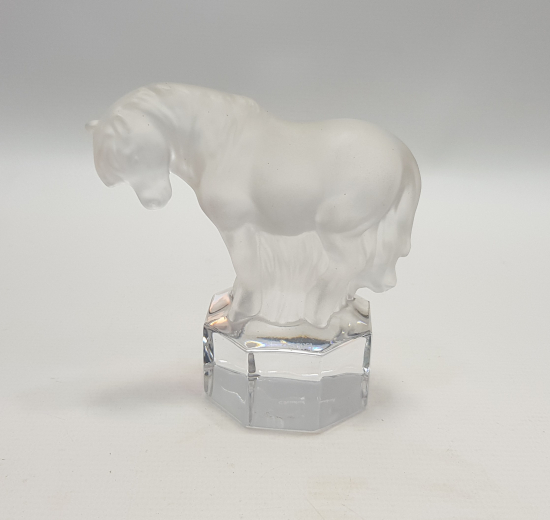 GOEBEL KRİSTAL AT BİBLOSU 