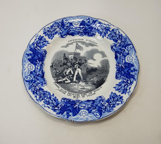 KIRIM SAVAŞI KONULU OSMANLI PORSELEN TABAK