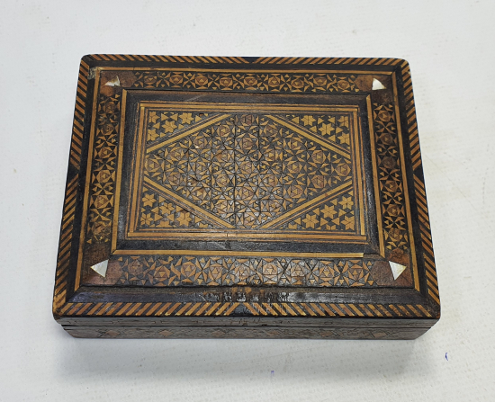 OSMANLI DÖNEMİ MARKUTERİ İŞÇİLİKLİ MÜCEVHER KUTUSU