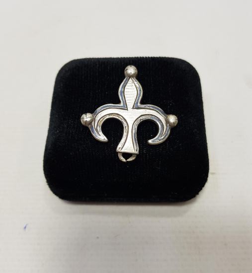 OSMANLI DÖNEMİ TUĞ FORMLU GÜMÜŞ KOLYE UCU 