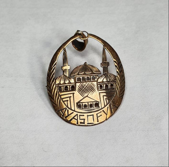 ÜZERİNDE AYASOFYA CAMİİ BULUNAN ALTIN KOLYE BROŞ