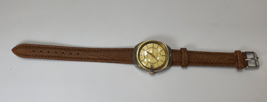 HİSLON MARKA KURMALI KOL SAATİ